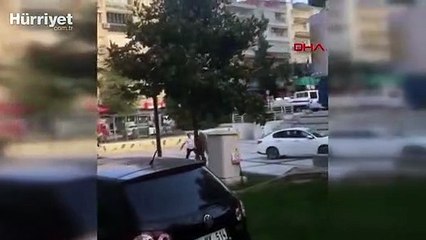Balçova Belediyesi önünde dehşet anları kamerada