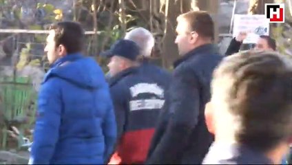 Bakırköy Belediye Başkanı Bülent Kerimoğlu'na yıkım sırasında saldırı