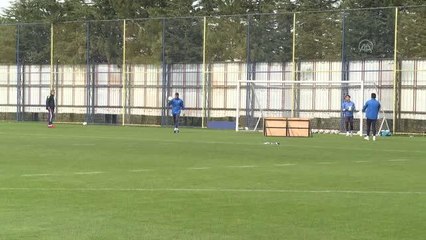 MKE Ankaragücü'nün Portekizli oyuncusu Pedrinho, Fenerbahçe maçından 3 puan bekliyor