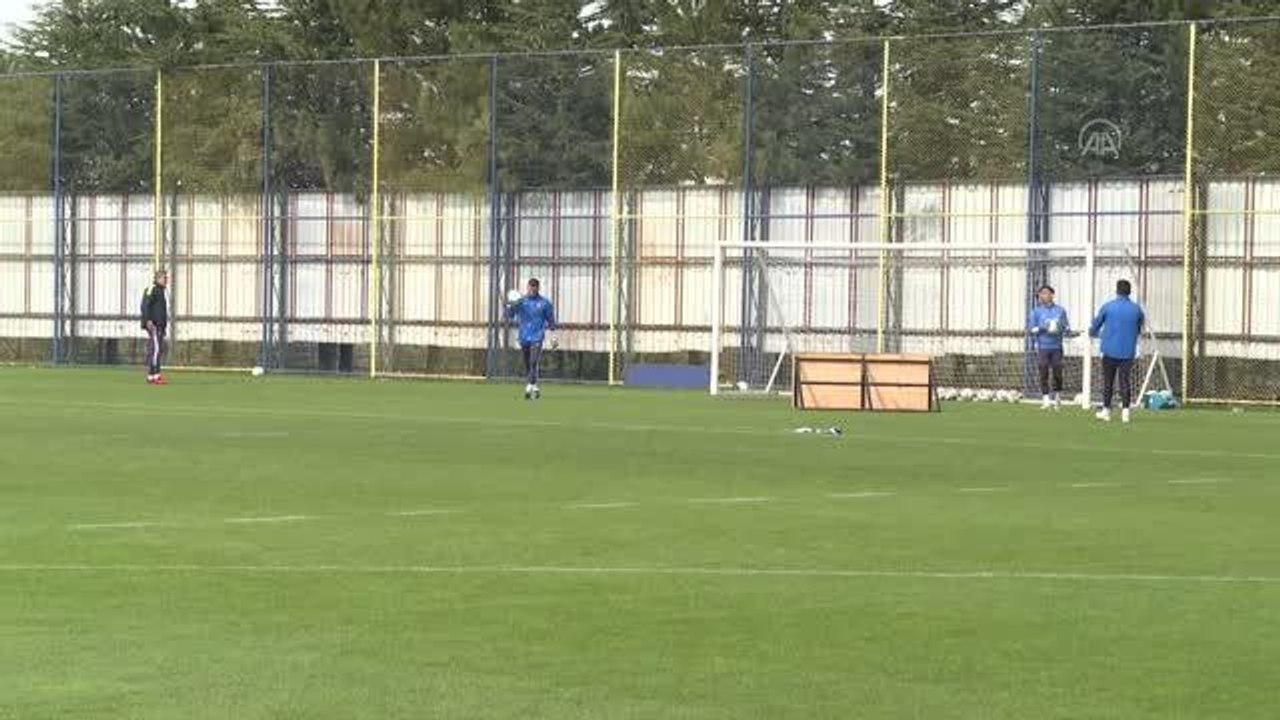 MKE Ankaragücü'nün Portekizli oyuncusu Pedrinho, Fenerbahçe maçından 3 puan bekliyor