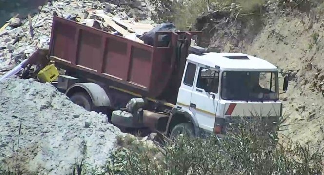 Sversamenti abusivi di rifiuti in aree protette, 10 arresti nel Messinese. Interdetti 15 imprenditori edili (14.10.22)