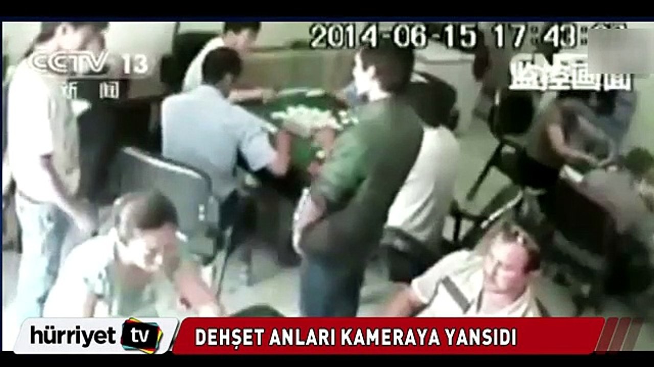 Baltalı dehşet kamerada