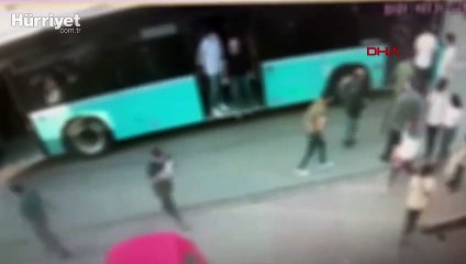 Bağcılar'da Bangladeşli öğrenciyi alıkoyup fidye isteyen şüpheliler yakalandı