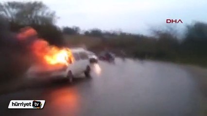 Minibüste yangın çıktı yolcular canını zor kurtardı