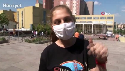 Metro istasyonunun yürüyen merdivenine binen kadın dehşeti yaşadı