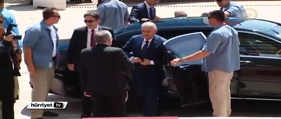 Başbakan Yıldırım CHP Genel Merkezi'nde
