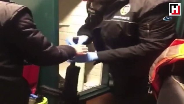 Hacısüleymanoğulları olarak bilinen silahlı suç örgütüne yapılan operasyon kamerada