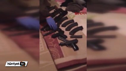 Beyoğlu'nda baskın yapılan evden cephanelik çıktı