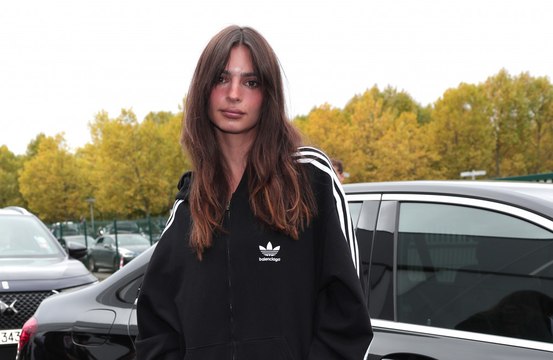 Emily Ratajkowski insists she's 'single for the first time ever' after Brad Pitt dating rumours