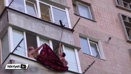 Sopayla kedi kurtarma operasyonu