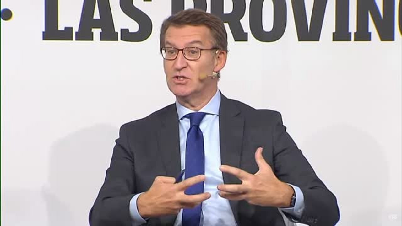 Feijóo lamenta que la prioridad del Gobierno "es ganar elecciones y, a partir del 2024 la gente que arree"