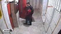 Bayraklı'da iki hırsızlık olayı kamerada