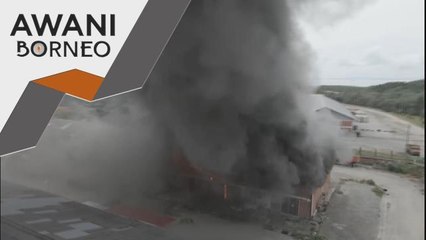 Kebakaran | Gudang libatkan lima lot kedai musnah terbakar