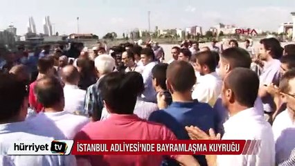 İstanbul Adliyesi'nde bayramlaşma kuyruğu
