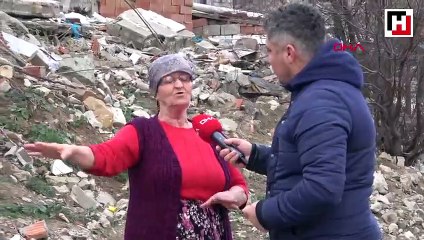 Çöp konteynerine atılan bebek ve 14 yaşındaki anne, korumaya alındı