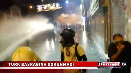 TOMA TÜRK BAYRAĞINA DOKUNMADI