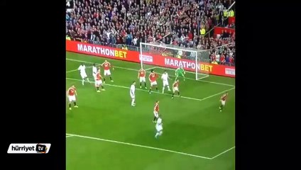 Benteke'den inanılmaz rövaşata golü