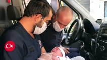 Fatih'te sokağa terk edilmiş bebek bulundu