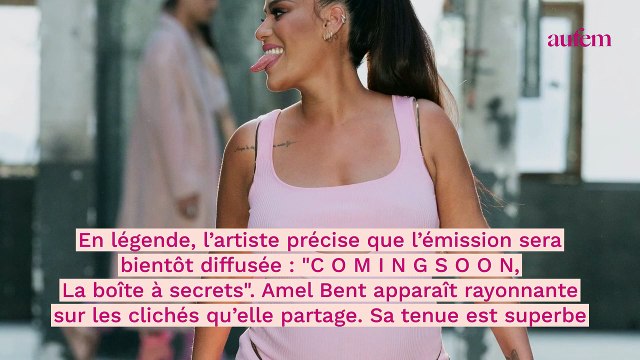 Amel Bent : elle craque pour des cuissardes en cuir noir