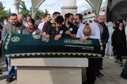 Ataşehir'de kamyonetin çarpması sonucu hayatını kaybeden doktorun cenazesi defnedildi