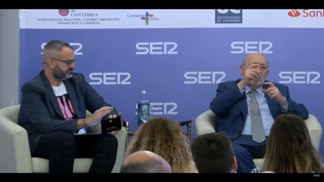 Tezanos cree que el momento de Feijóo ya ha pasado y que Sánchez ya está por delante