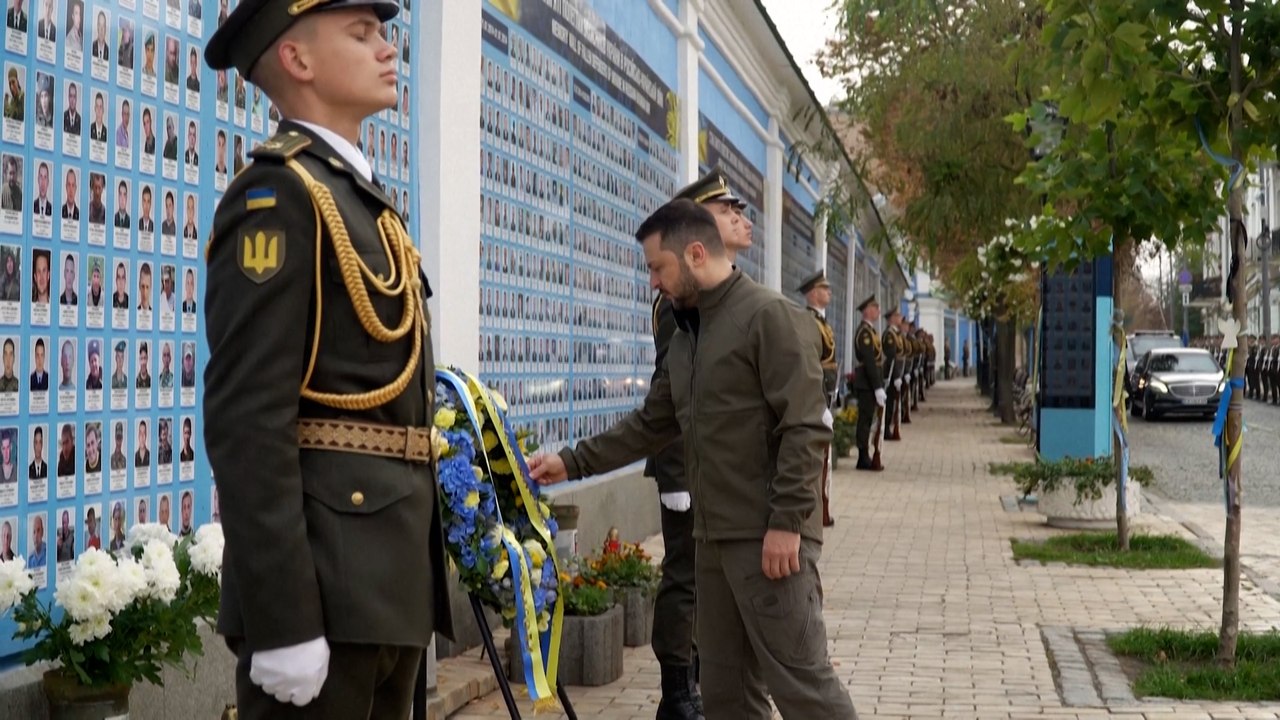 Selenskyj am Tag der Verteidigerinnen und Verteidiger: „Wir danken allen, die für die Ukraine kämpfen“