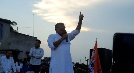 ও গলার লকেট ছিল আমি চুঁচুড়ায় ওকে পায়ের নূপুর করে ছেড়ে দিয়েছি: অসিত মজুমদার | Oneindia Bengali