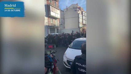 Cargas policiales para derribar un edificio neomudéjar en Madrid