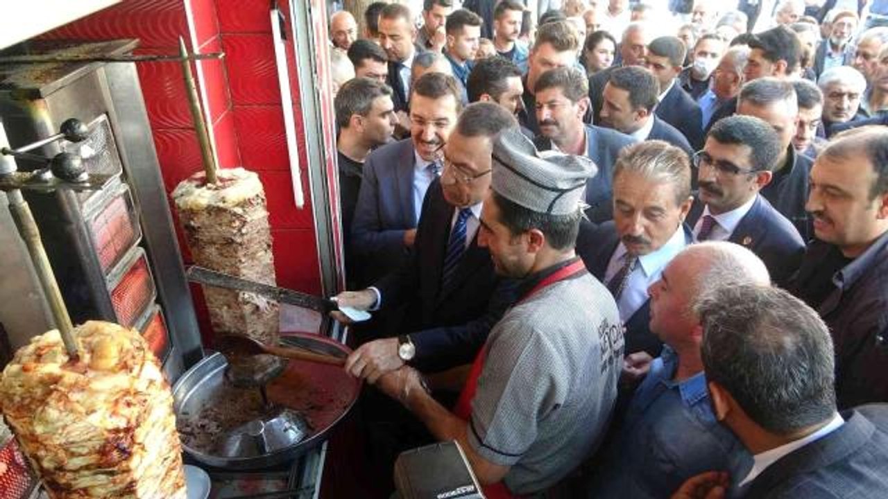 Malatya haber | Fuat Oktay, Malatya'da döner kesti