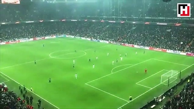 Beşiktaş İzmir Marşı ile başladı, sirtaki ile bitirdi!