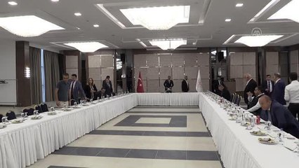 DİYARBAKIR - Kültür ve Turizm Bakanı Ersoy, turizmcilerle buluştu