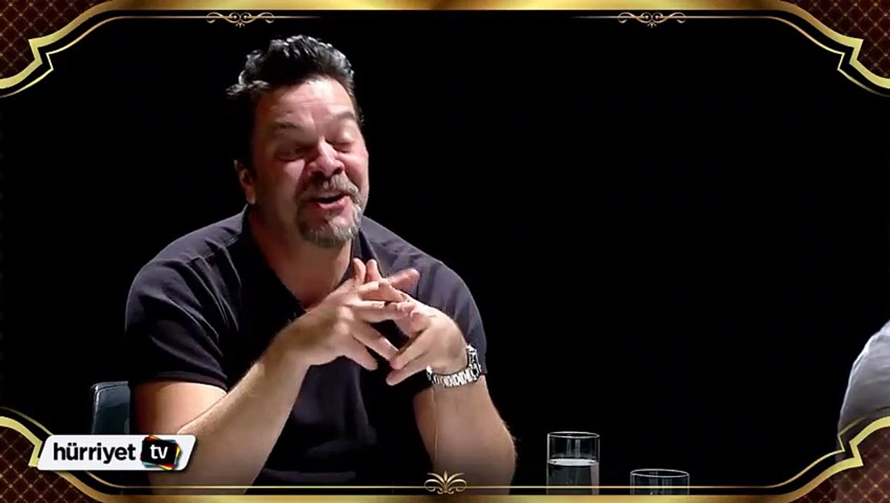 Tolgahan Sayışman Beyaz'la Göz Göze