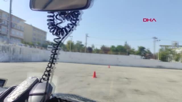 ATT VE PARAMEDİKLERE AMBULANS SÜRÜŞ TEKNİKLERİ EĞİTİMİ