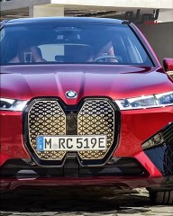 BMW iX 2021 سيارة بكفاءة عالية وتكنولوجيا متطورة