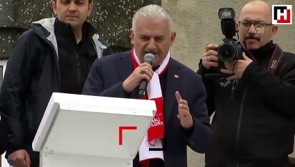 Binali Yıldırım Beykoz'da halka hitap etti