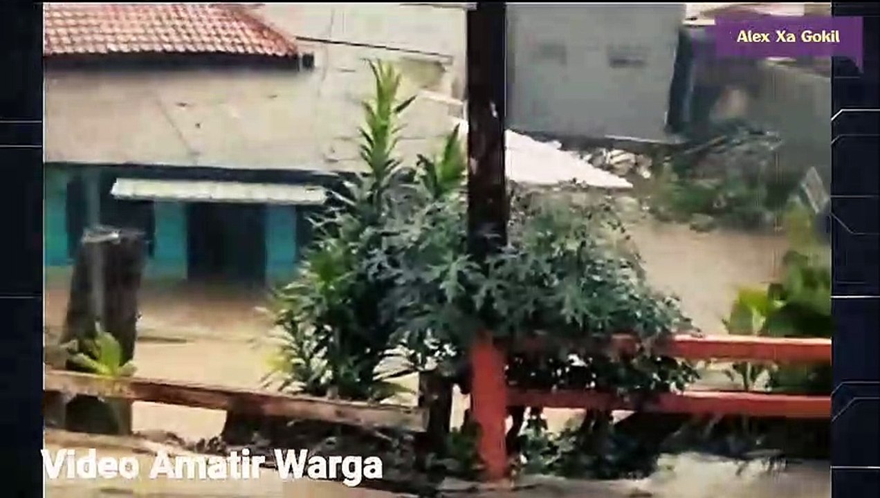 BARU SAJA Banjir Bandang Bak Tsunami Bogor Jawa barat Hari ini, Rumah & Kendaraan Pada Hanyut !
