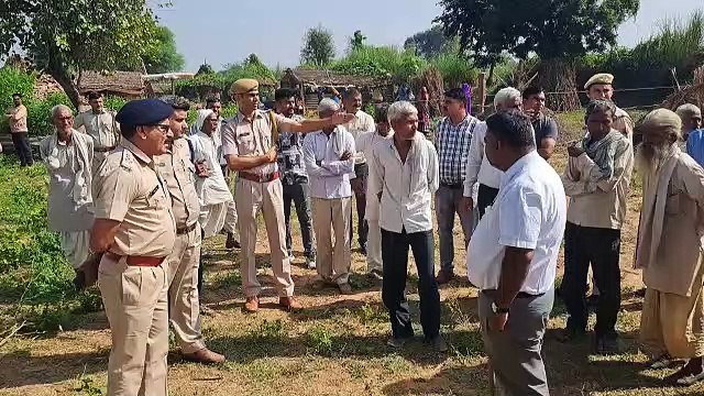 राजीव गांधी सेवा केन्द्र के लिए प्रस्तावित भूमि पर अम्बेडकर प्रतिमा लगाने पर विवाद...देखें वीडियो