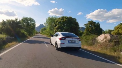 Efficienza e piacere di guida con la nuova Honda Civic Full Hybrid