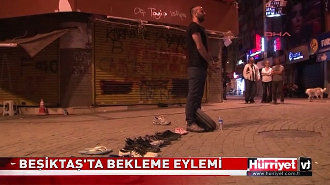 BEŞİKTAŞ'TA TAKSİM GEZİ PARKI İÇİN 'DURAN ADAM' EYLEMİ