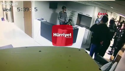 Hemşirenin bıçakla rehin alındığı anların görüntüleri ortaya çıktı