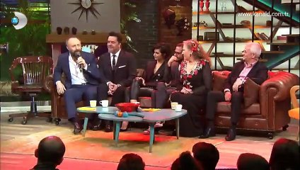 Halit Ergenç'ten canlı performans!