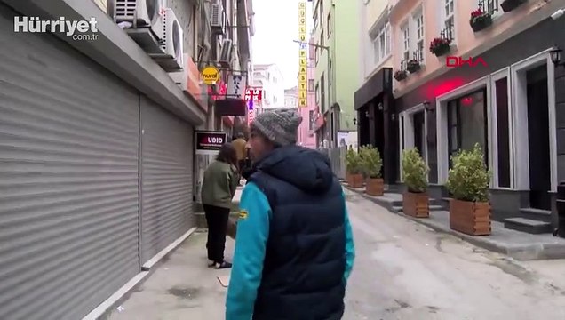 Son dakika... Beyoğlu'nda beş katlı iş hanının çatı katında yangın!