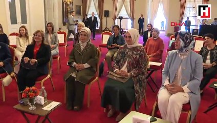 Emine Erdoğan Bezmialem Valide Sultan söyleşisine katıldı