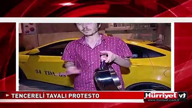 TAKSİM GEZİ PARKI GÖSTERİCİLERİNE TENCERELİ TAVALI DESTEK
