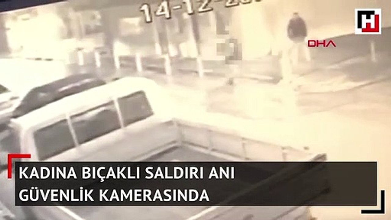 Defalarca bıçakladı