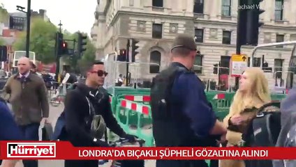 Londra'da bıçaklı saldırgan alarmı