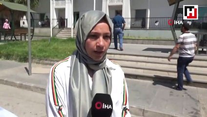 Doğum yapan eşini 7 yerinden bıçakladı