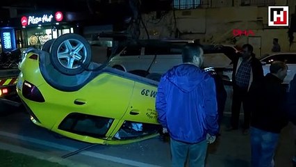 Beyoğlu'nda taksi iki araca çarptıktan sonra takla attı