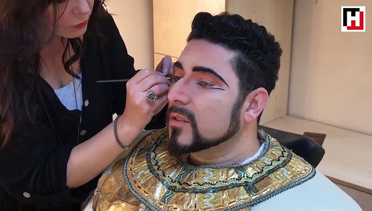 Sahnede tenor salonda herkül