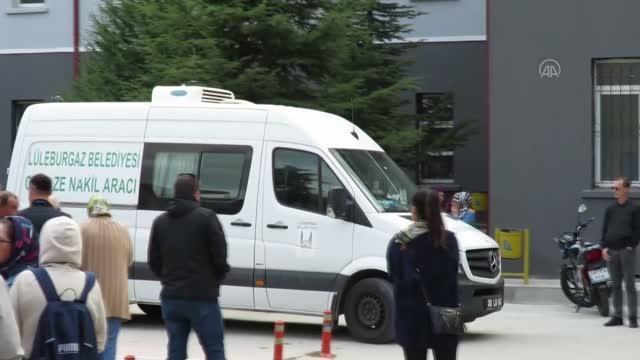 Kırklareli haberi: KIRKLARELİ - Ders anlatırken kalp krizi geçirerek yaşamını yitiren öğretmen için Lüleburgaz Lisesinde tören